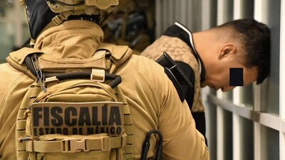 Se encuentra a disposición de un juez, quien determinará su situación legal