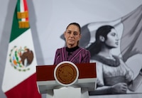 Ve Sheinbaum ‘sospechosa’ coincidencia entre marchas de la CNTE y la Generación Z