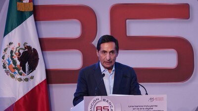 AMLO  pidió disculpas a Banxico, y a la gobernadora Victoria Rodríguez Ceja.