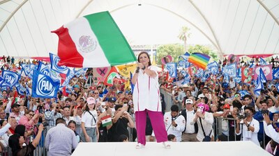 La candidata estuvo de gira por Gómez Palacio, Durango