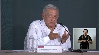 Agradeció a los titulares de las Fuerzas Armadas, pues dijo, son sus brazos en ocasiones como esa