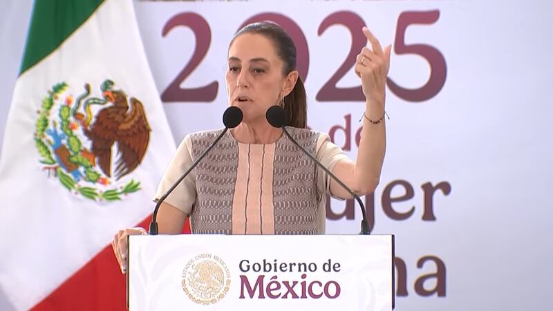 “Soy ama de casa y soy comandanta suprema de las fuerzas Armadas”: Sheinbaum revive choque con Inclán