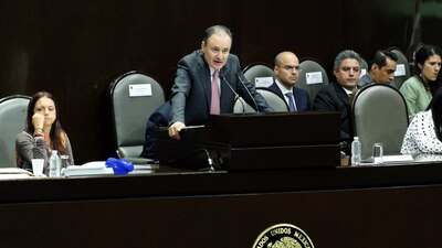 El titular de Seguridad señaló que existe una orden de detención con fines exclusivos de extradición contra Ovidio Guzmán