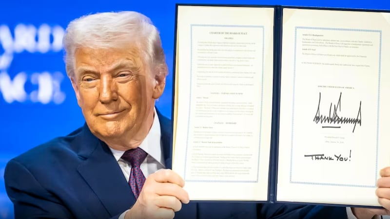 Trump firma en Davos el acta de constitución del ‘Consejo de la Paz’