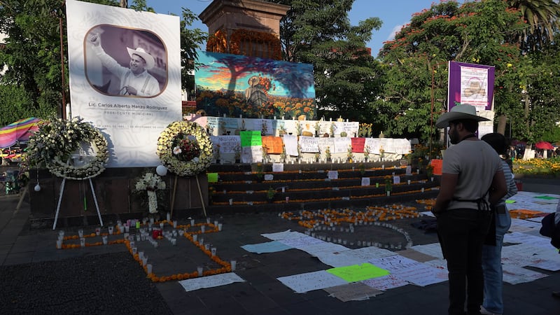 La doble muerte de Carlos Manzo