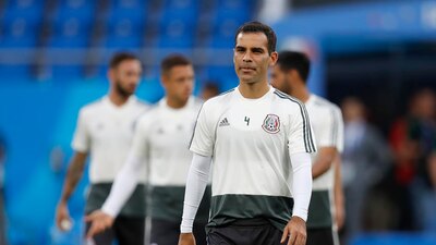 El capitán de la Selección no puede tomar de las mismas botellas que sus compañeros