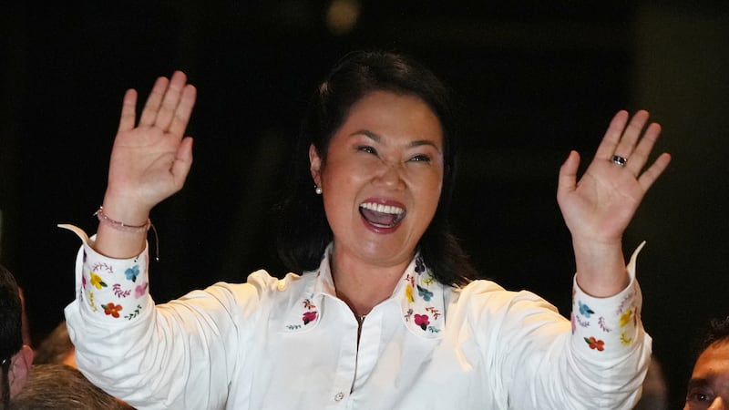 Tras conteo de 100% de los votos en Perú, Keiko Fujimori lidera balotaje presidencial de Perú