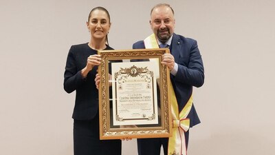 Sheinbaum Pardo agradeció a al academia y a su rector, el doctor, Sante De Angelis