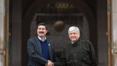 Aprovechó su visita a Chihuahua para reiterar los programas y proyectos que emprenderá en la región