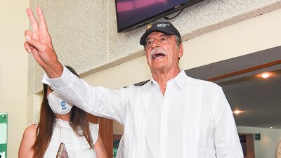 El expresidente también agradeció las contribuciones de los paisanos en EU