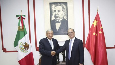 Andrés Manuel López Obrador se reunió con el embajador de China, Qiu Xiaoqi