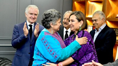 En sus redes sociales las dos compartieron fotografías y mensajes alusivos a la unidad