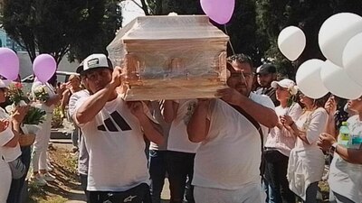 Los familiares la despidieron en el Panteón Jardín en la CDMX