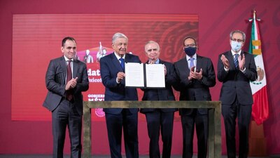 AMLO y el sector privado firmaron un nuevo convenio par reactivar la economía mexicana