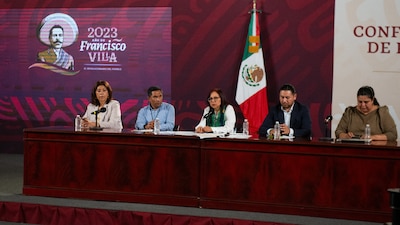 Durante la conferencia vespertina dijo que la palabra sólo aparece una vez