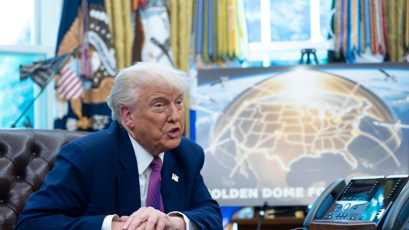 Trump duplica aranceles al acero y aluminio; México, entre los más afectados