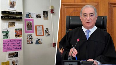 Los carteles fueron colocados en la puerta de entrada de su oficina en la SCJN