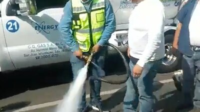 Durante los cierres, se registraron enfrentamientos entre gaseros y policías.