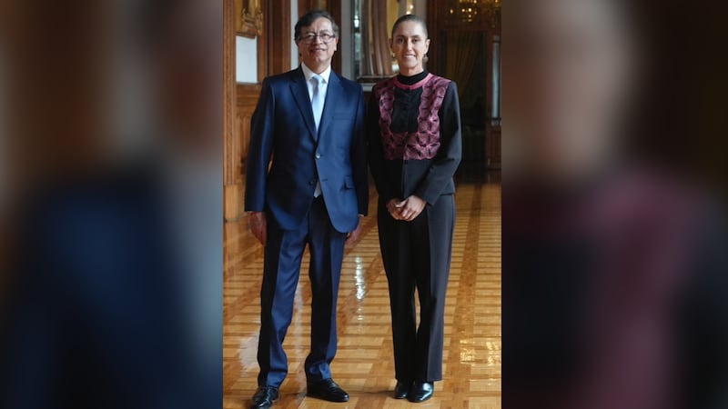 Sheinbaum revela que habló con Petro sobre geopolítica, elecciones e inteligencia artificial