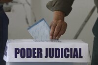 Funcionarios del Gobierno Federal e integrantes de Morena votan en la #ElecciónJudicial