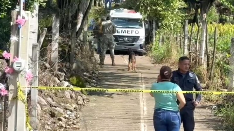 Encuentran 3 cuerpos con impactos de bala en Aguaruto, Sinaloa