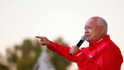 El virtual ganador realizó sus estudios profesionales en la Universidad Autónoma de Baja Californi