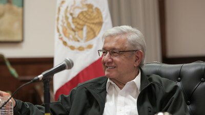 López Obrador felicitó a los padres mexicanos en su día