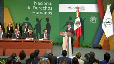 Peña participó en la entrega del Premio Nacional en Derechos Humanos