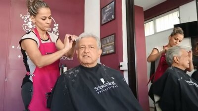 AMLO dijo que sus visitas a la peluquería le traen nostalgia