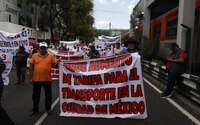 Transportistas levantan bloqueo en Tlalpan tras acordar mesa de trabajo con Gobierno de la CDMX