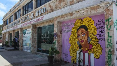 En las calles de Tulum piden justicia para la joven mujer asesinada por policías