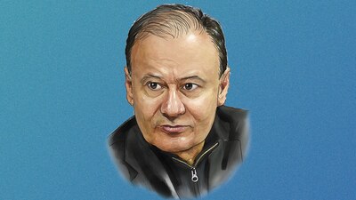 El candidato a Sonora tiene 66 años de edad, y es abogado e ingeniero civil, y tiene maestría y doctorado