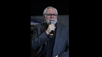 Dijo que toda su vida se ha conducido con honradez