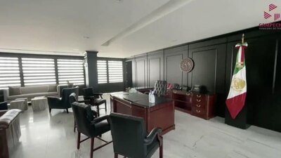 Layda Sansores denunció que sus antecesores hicieron gastos millonarios para equipar su oficina