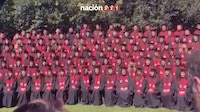 Gradas colapsan durante foto de graduación en la Ibero... había 150 estudiantes