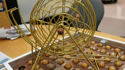 Morena quiere que los mexicanos paguen impuestos pero confiará en su honestidad