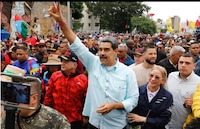 EU ataca Venezuela, detiene a Nicolás Maduro y lo saca de su país