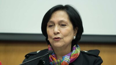 Continuará trabajando con las causas y la lucha por los derechos que ha abrazado como mujer de izquierda y feminista.