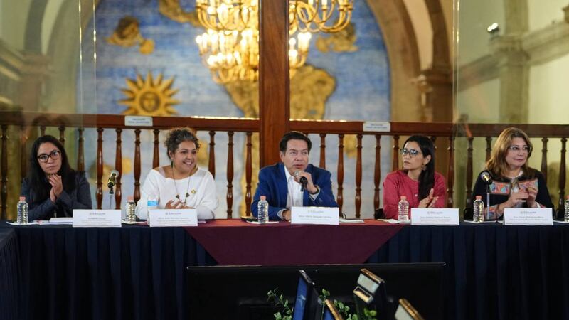 SEP pide colaboración entre sector público e industria para impulsar carreras en semiconductores