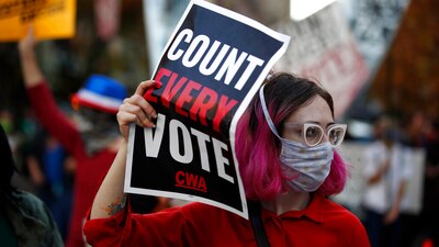 En EU el conteo se ha retrasado debido a que algunos votaron por correo debido al COVID-19