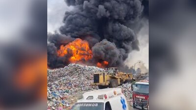 Los servicios de emergencia ya laboran en el lugar para controlar el fuego