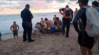 Militar pierde la vida tras salvar a una mujer que era arrastrada por las olas en Acapulco