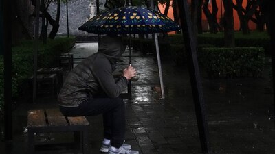 Debido a la onda tropical 27. se incrementó la probabilidad de chubascos en algunas regiones