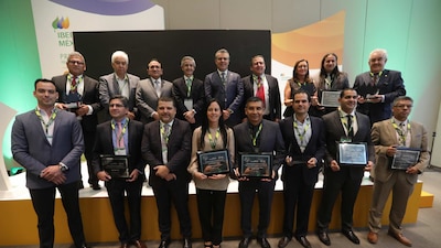 Para impulsar el tejido industrial mexicano, la empresa realiza dos iniciativas para fortalecer la cadena de valor