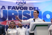 Elecciones 2027: líder del PAN asegura que morenistas rechazados en los estados corrieron a buscarlos