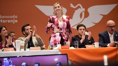 Fue reconocida por su labor en el partido, pues es una de las más activas