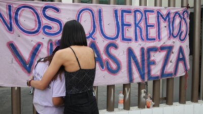 Amigas y familiares de Dulce se manifestaron para exigir presentarla con vida