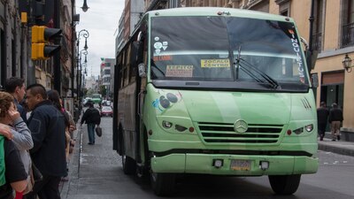 Los transportistas aseguran que el subsidio del gobierno no ayuda a mejorar el transporte