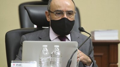 El Consejero del INE dijo que, de ser necesario, se aplicará la ley a AMLO