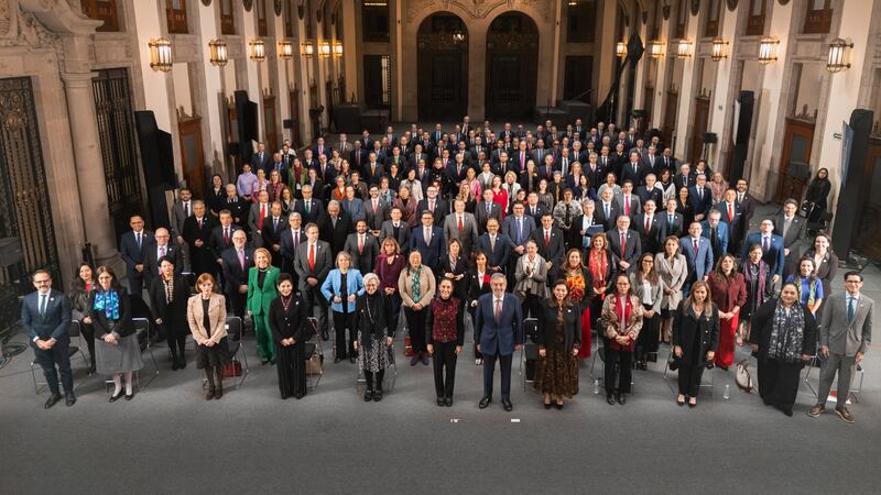 “México tiene autoridad moral”: Sheinbaum ante diplomáticos